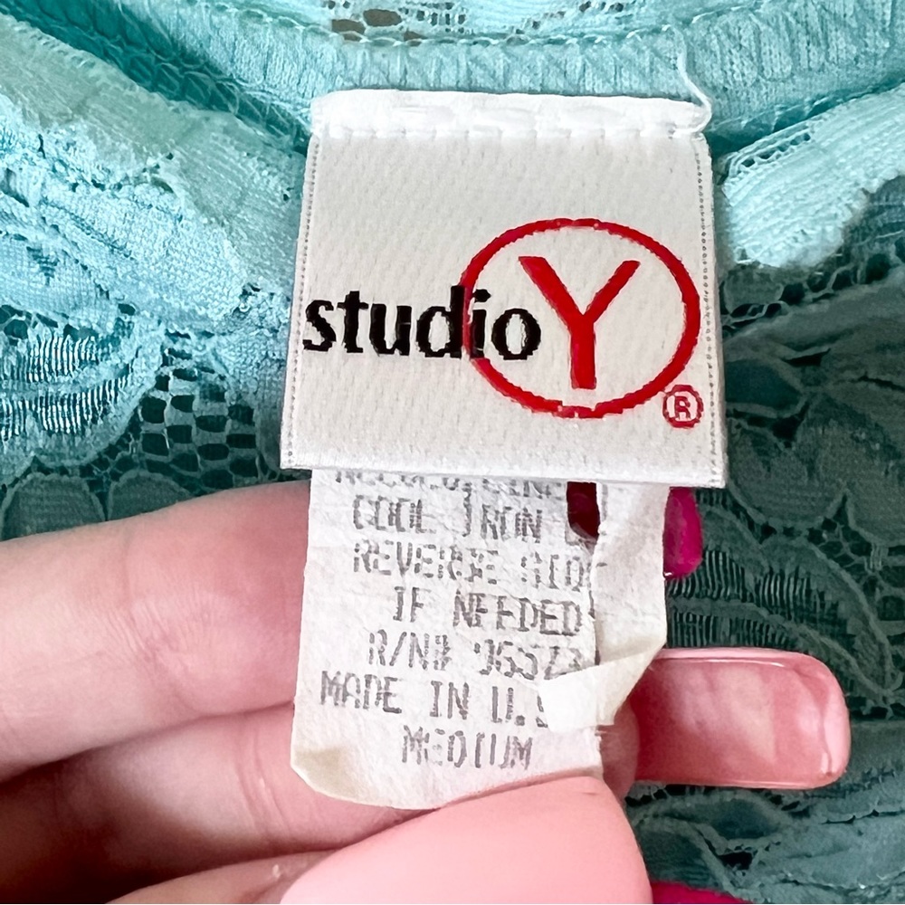 Vintage y2k 2000s studio Y sexy lace tank top - Picture 5 of 5